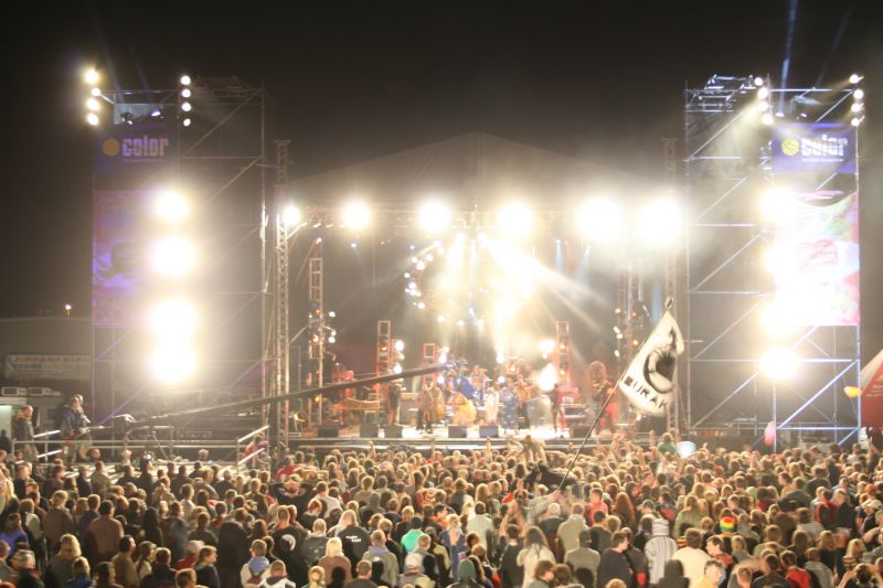 Plenerowa scena festiwalowa Aluscena